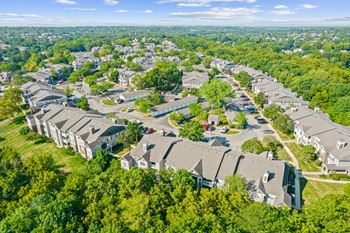 Carports Available at Stonebriar Woods Apartments, Overland Park, KS